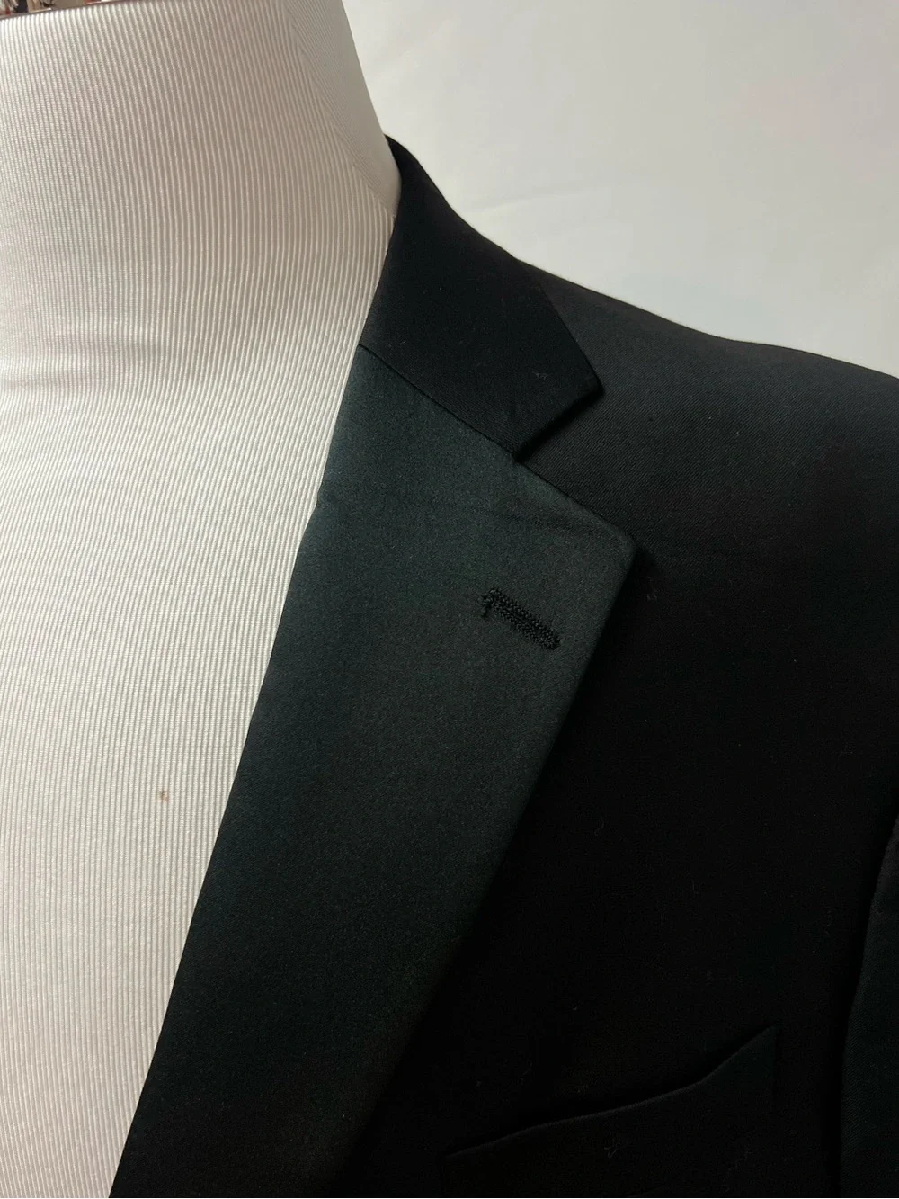 Barneys New York Men's 50L Loro Piana Black Super 120s Wool Tuxedo Blazer Jacket